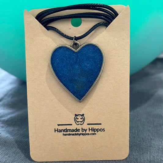 Blue chameleon heart necklace