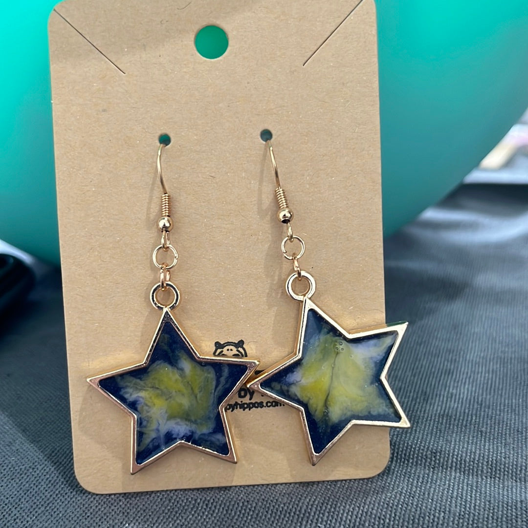 Star portal earrings - gold frame