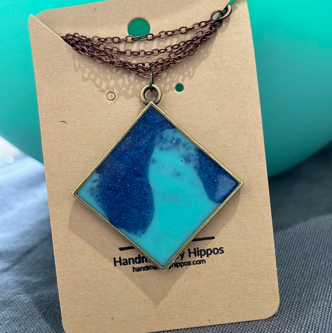 Lagoon Diamond necklace - bronze frame
